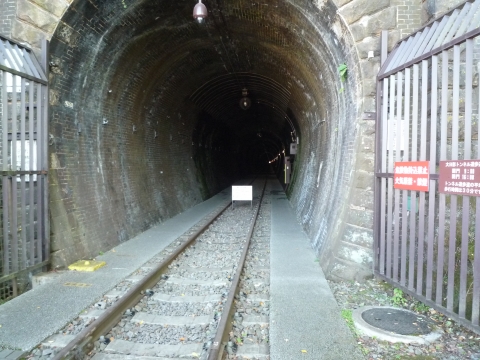 深沢コース：大日影トンネル遊歩道